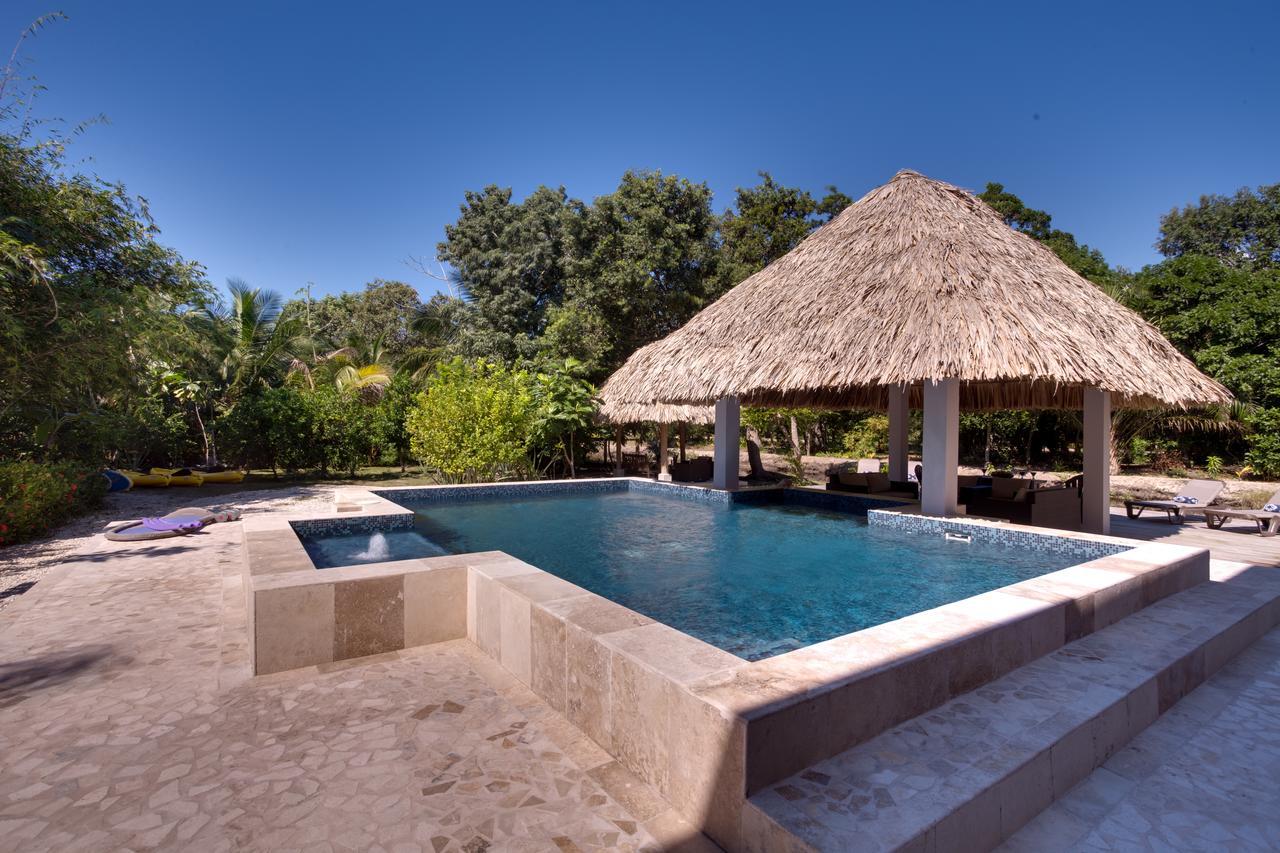 Bayshore Bijou Suites Maya Beach Exteriér fotografie