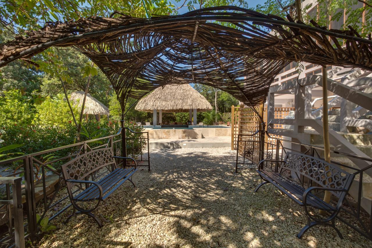 Bayshore Bijou Suites Maya Beach Exteriér fotografie